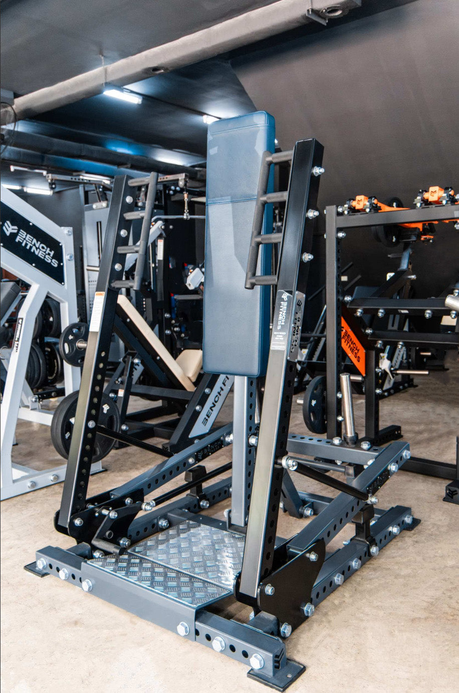 EXCEED V2 Standing Chest Press (Signature Frame) – Bench Fitness