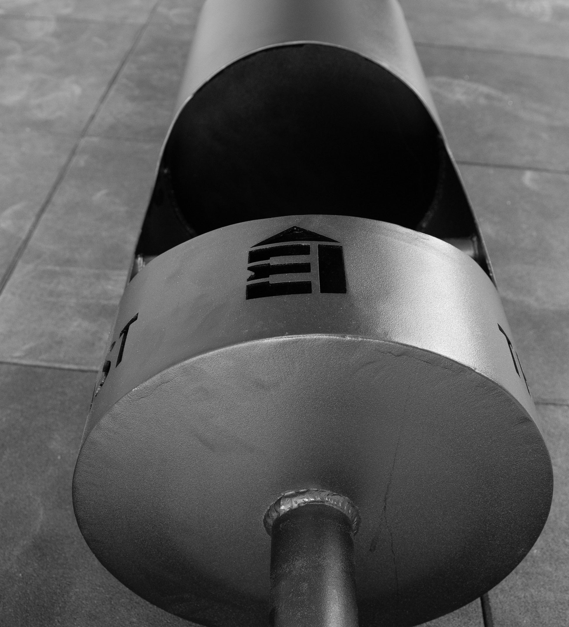 12 Inch Log – view 3 – Bench Fitness