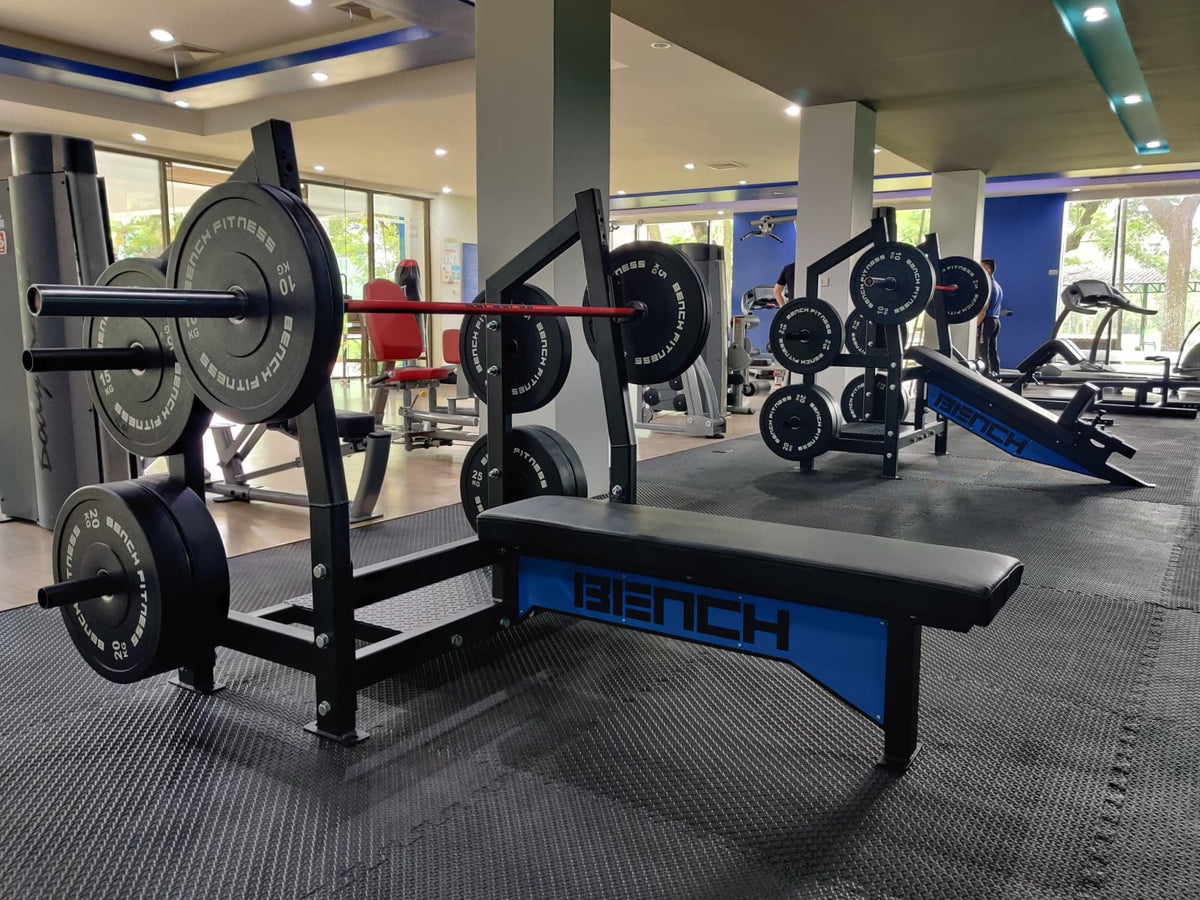 REVOLVE Olympic Flat Bench – gym installation 2 – Bench Fitness