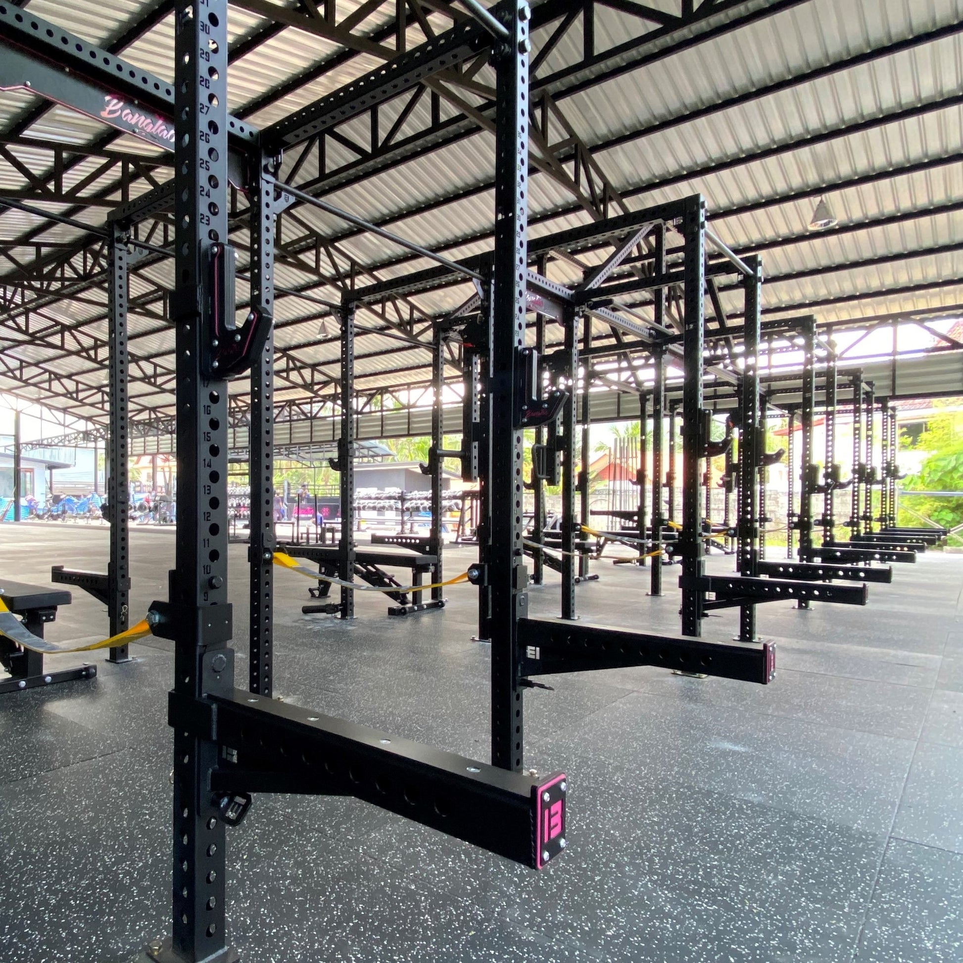 Revolve Safety Arms – fitted to a REVOLVE rack – Bench Fitness